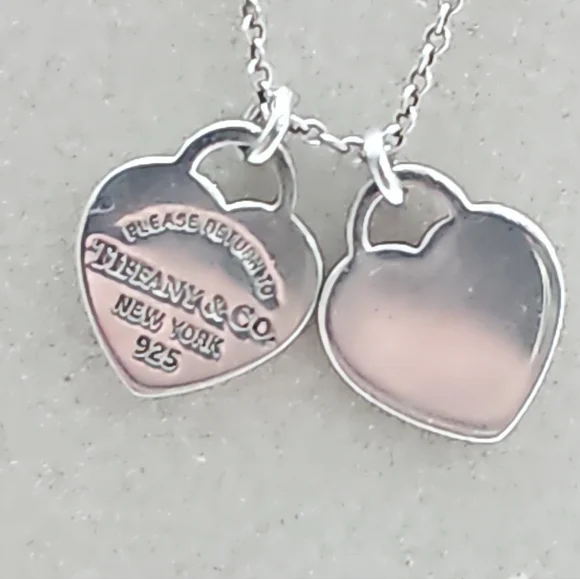 Authentic Tiffany And Co Mini Heart Necklase - Picture 3 of 10
